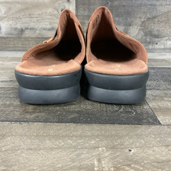 Clarks Patty Lorene Leather Slip On Clogs - Picture 6 of 9